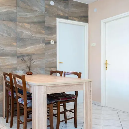 Sunny Διαμέρισμα